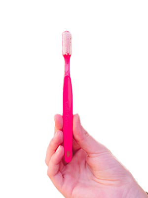 Toothbrush Collis-Curve 3-sided Curled Bristles Adult Red